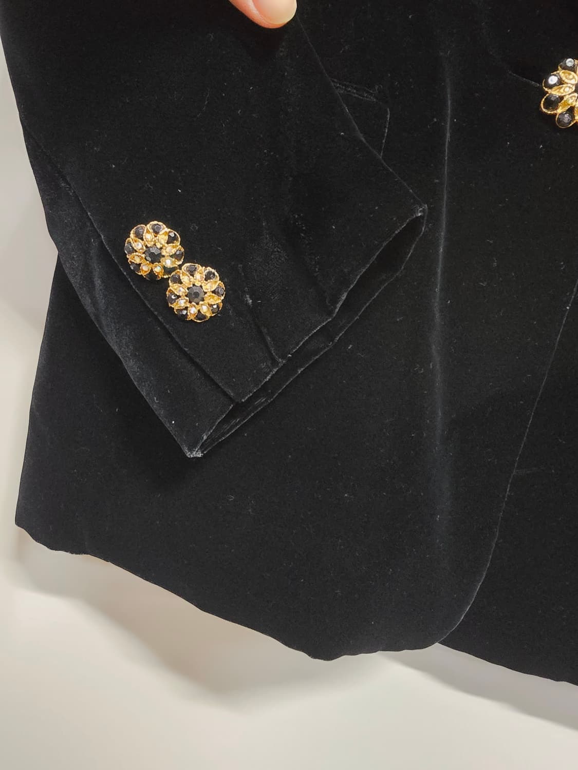 루치아노 최 블랙 벨벳 자켓 상품이미지4