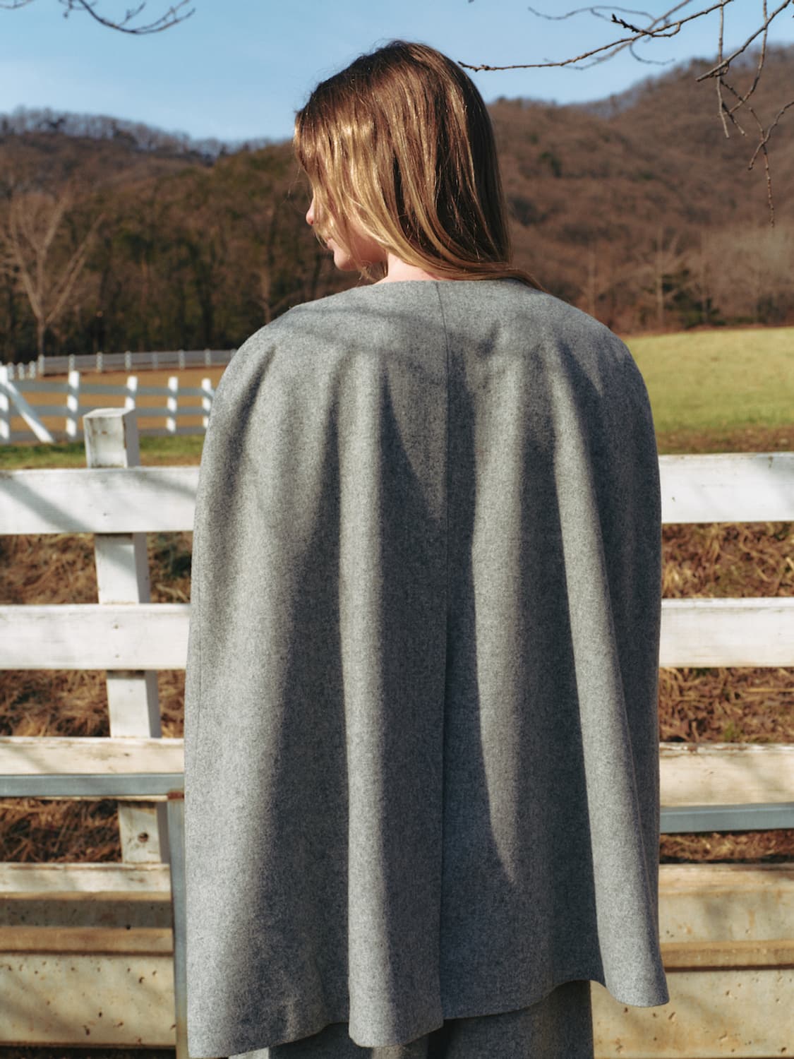 파르벵 코티지 울 케이프 상품이미지3