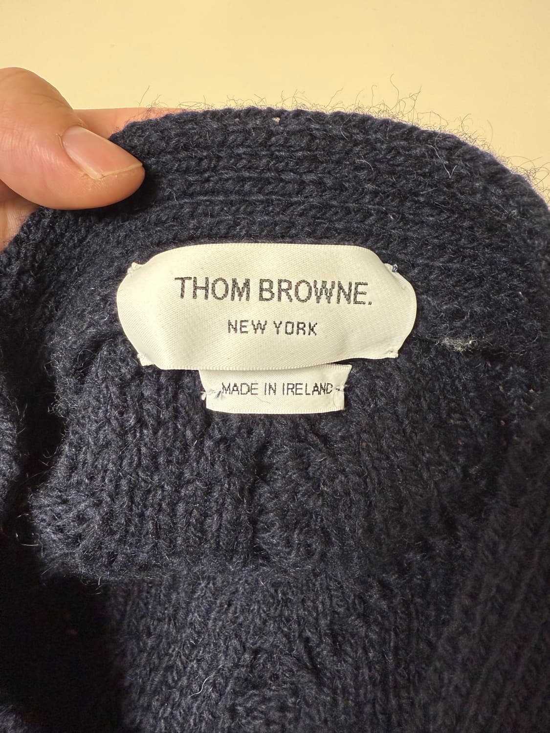 톰브라운 아란케이블 가디건 네이비 5 상품이미지2