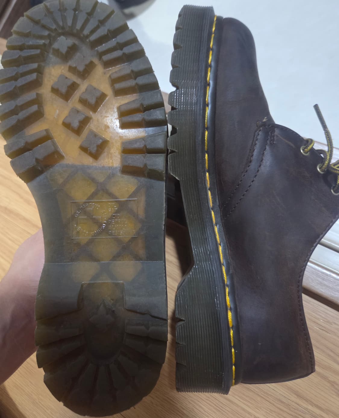 UK7 260 닥터마틴 1461 벡스 크레이지 홀스 다크 브라운 상품이미지3