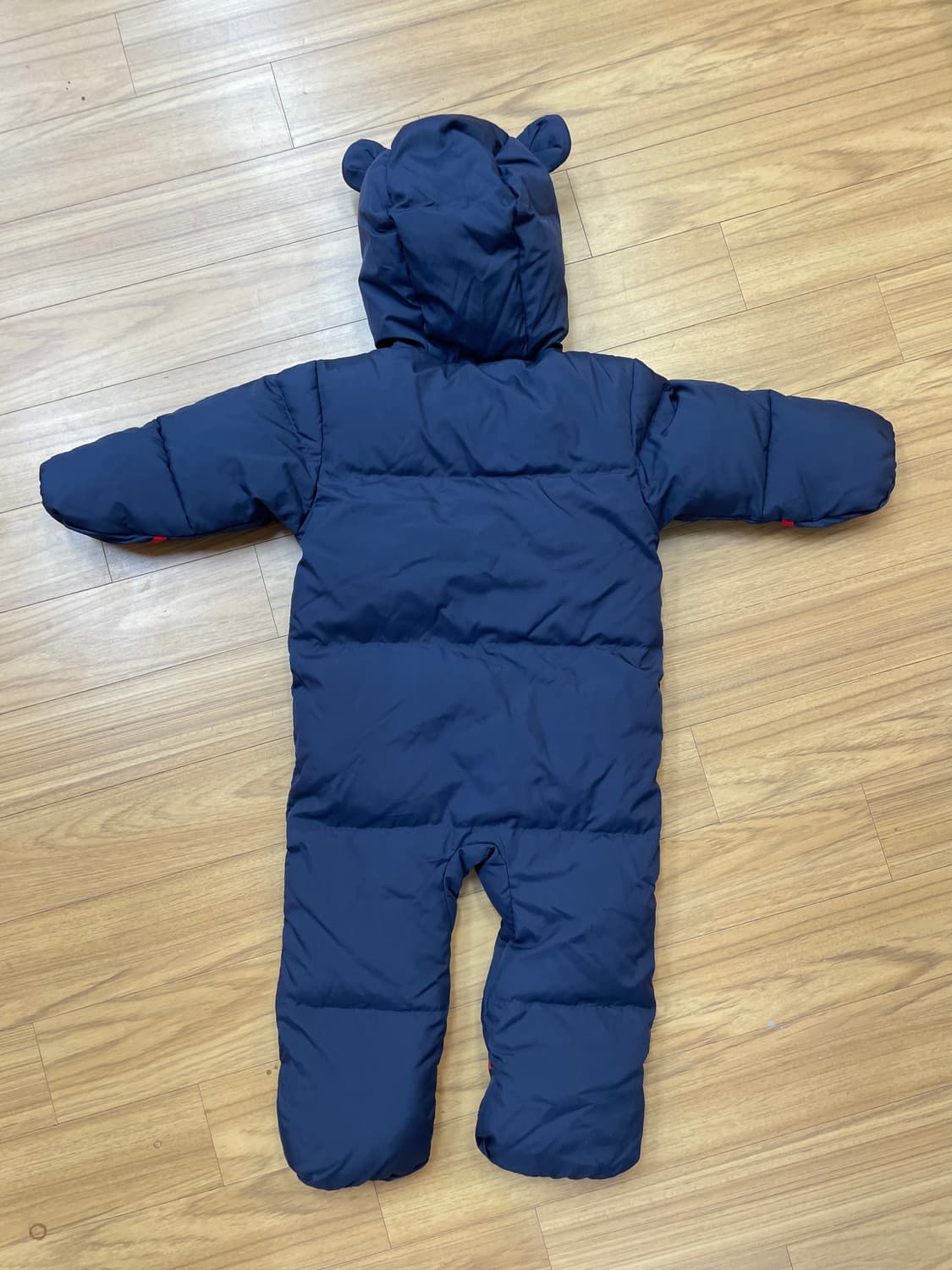 콜롬비아 아기 우주복 24M 판매합니다. 네이비 색상에 모자에 귀여운 귀 상품이미지2