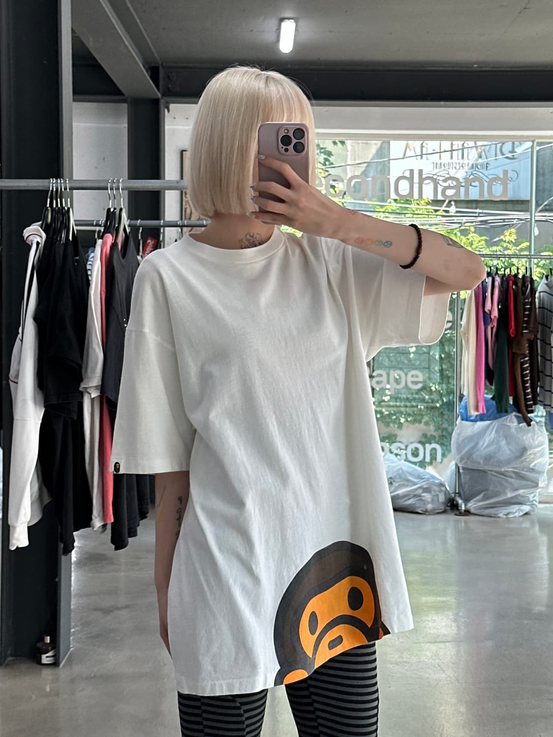 베이프 베이비 마일로 피킹 화이트 오버핏 반팔 티셔츠 상품이미지3