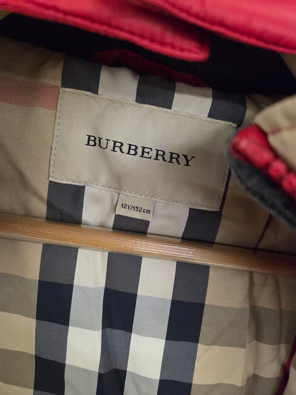 버버리 키즈 레드 패딩 점퍼 12Y/152cm 상품이미지7