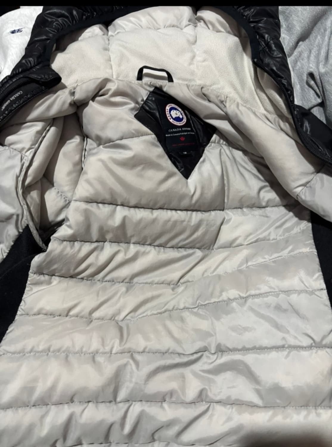 캐나다구스 경량패딩 상품이미지2