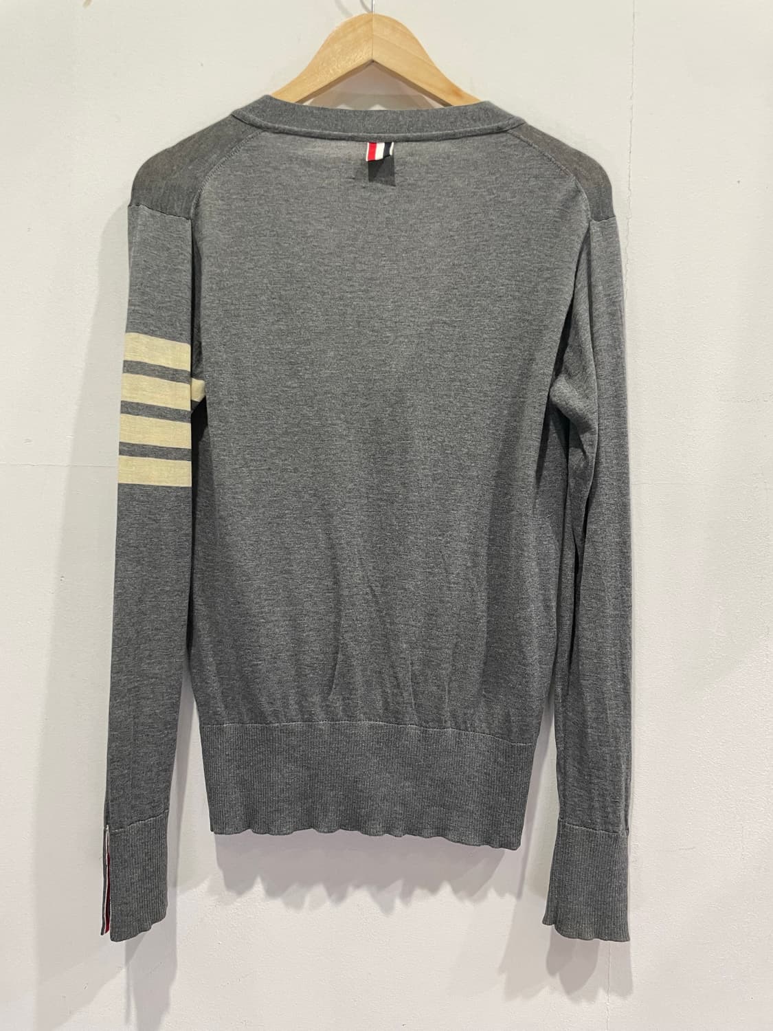 톰브라운 그레이 울 가디건 사이즈 1 정품 상품이미지2