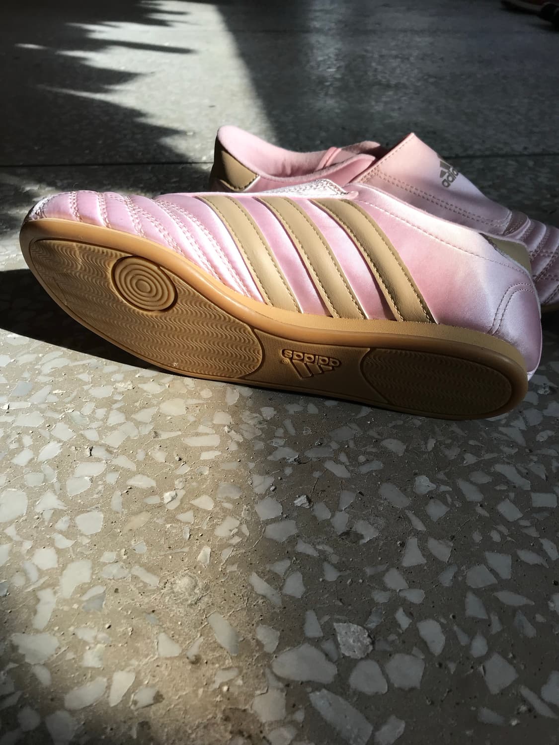 Adidas Pink Satin Predator Slip-On 상품이미지4