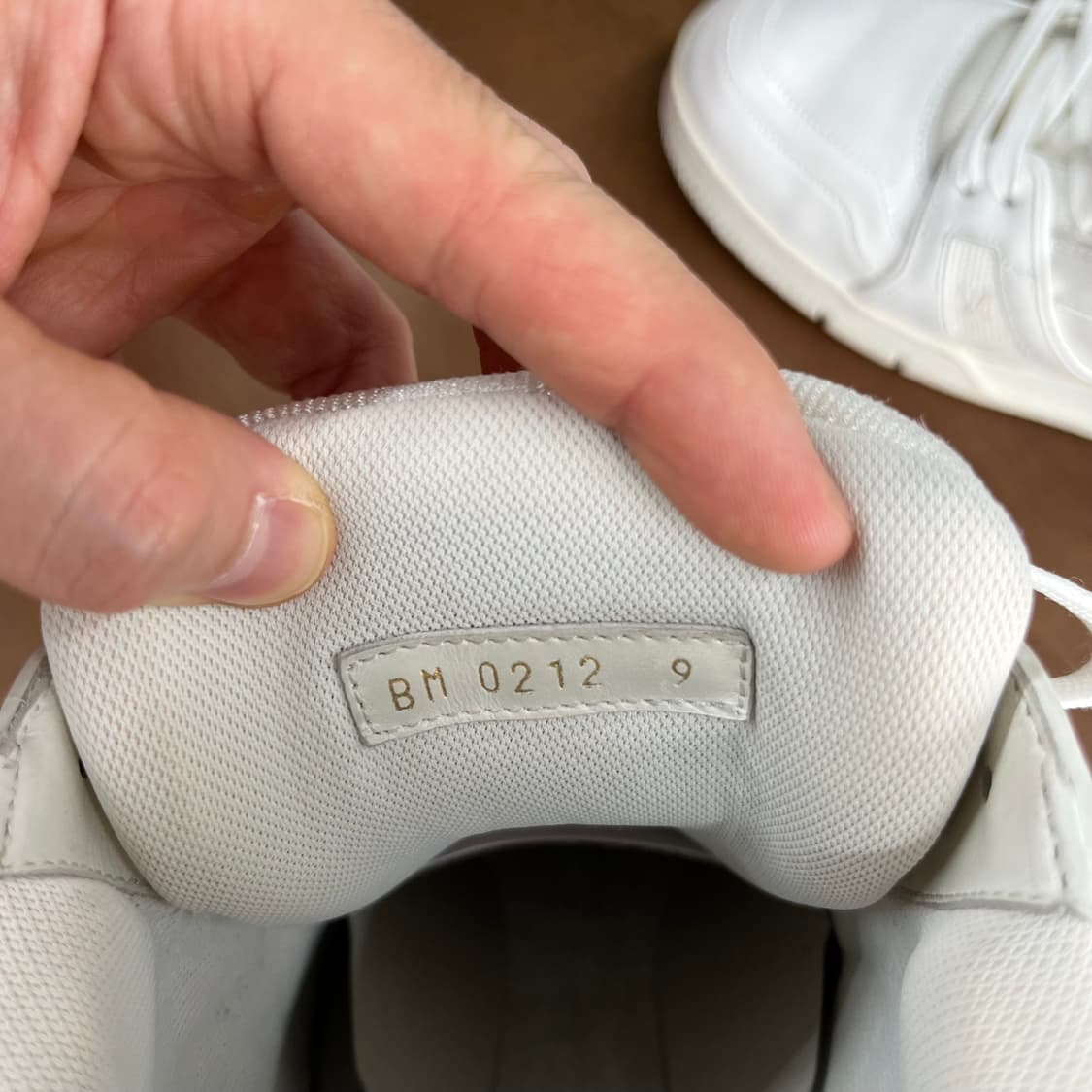 루이비통 LV 트레이너 스니커즈 로우탑 9 상품이미지5