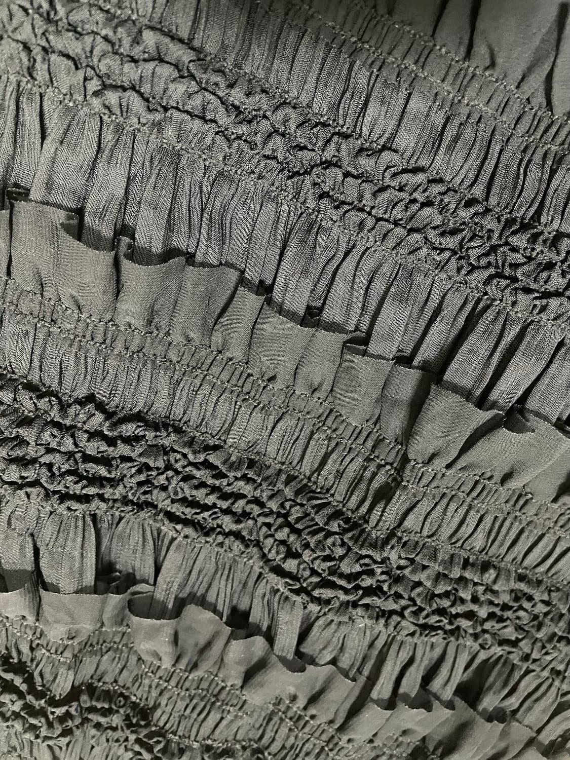 고딕 무드 셔링 레이어드 롱스커트 상품이미지4