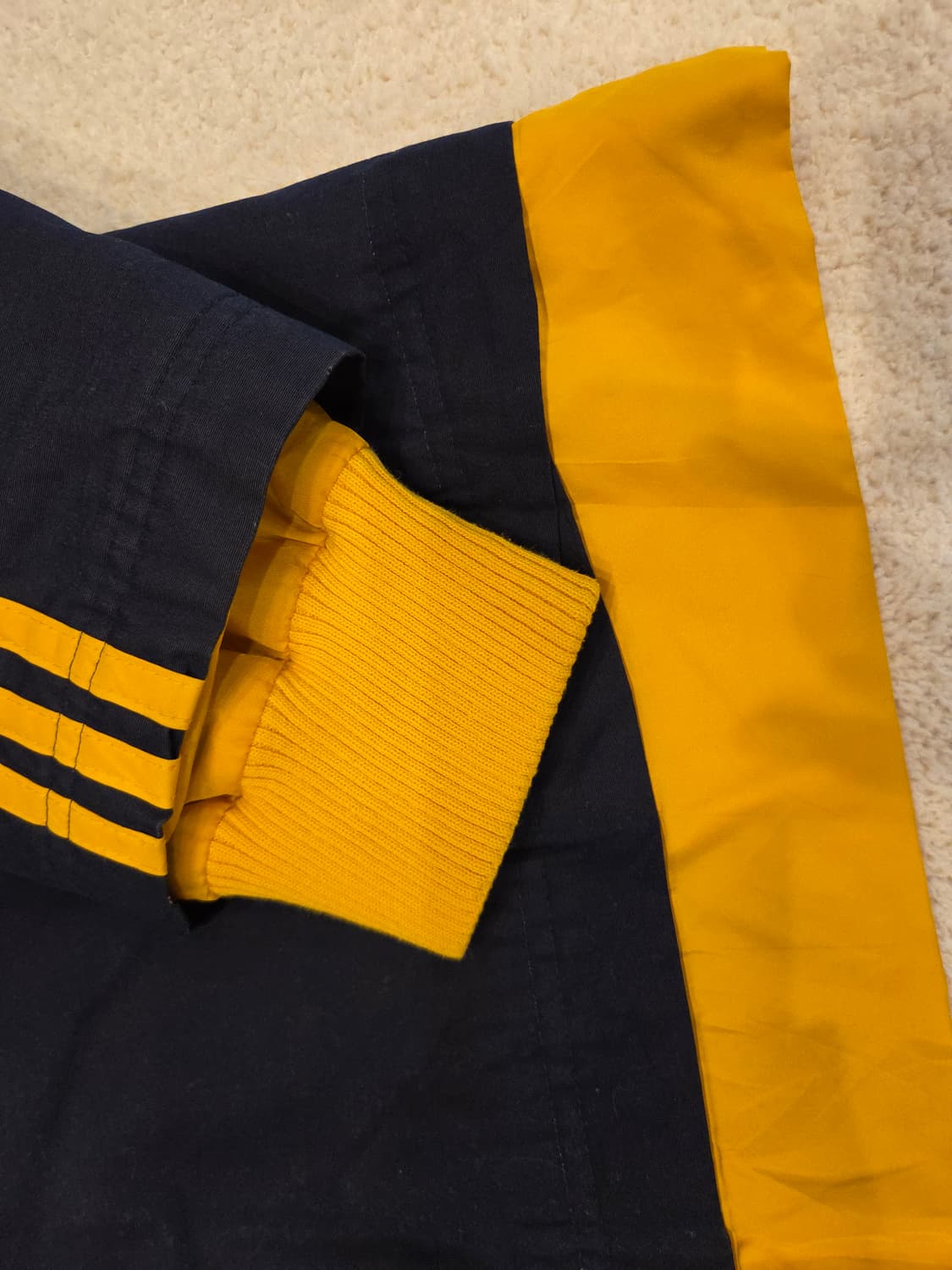 00'아디다스 OG 네이비-옐로우 져지 트랙탑[오버사이즈] 상품이미지4