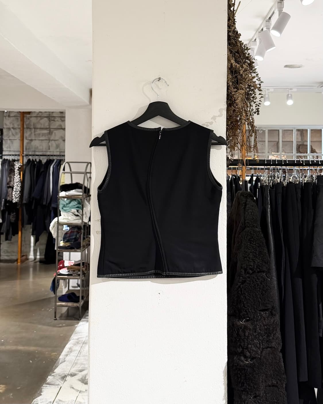 구찌 aw99 블랙 네오프렌 레더 트림 탱크탑 베스트  상품이미지6