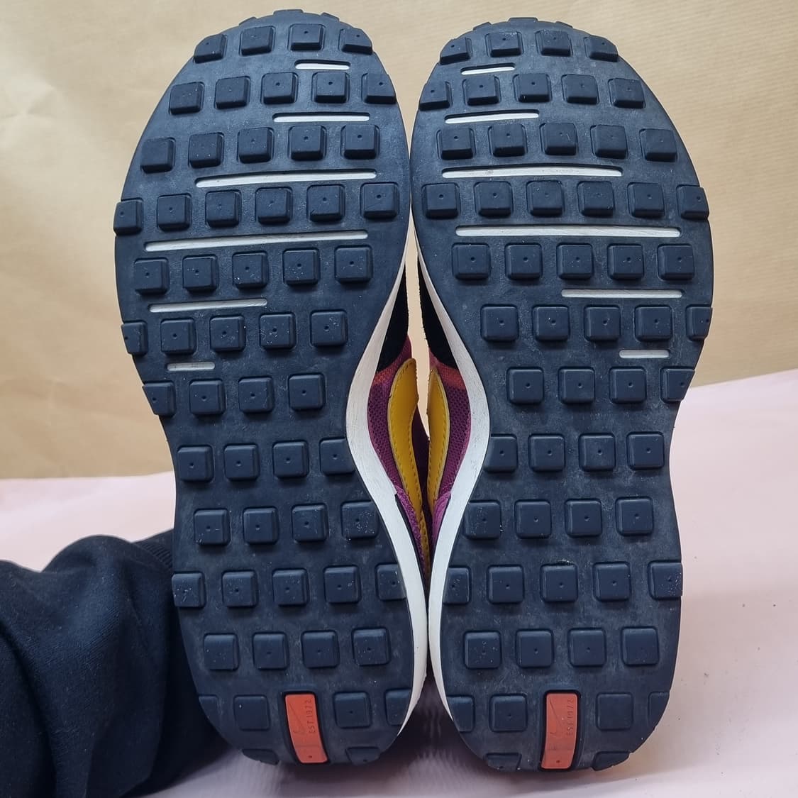 나이키 액티브 푸시아 여성운동화230 상품이미지3