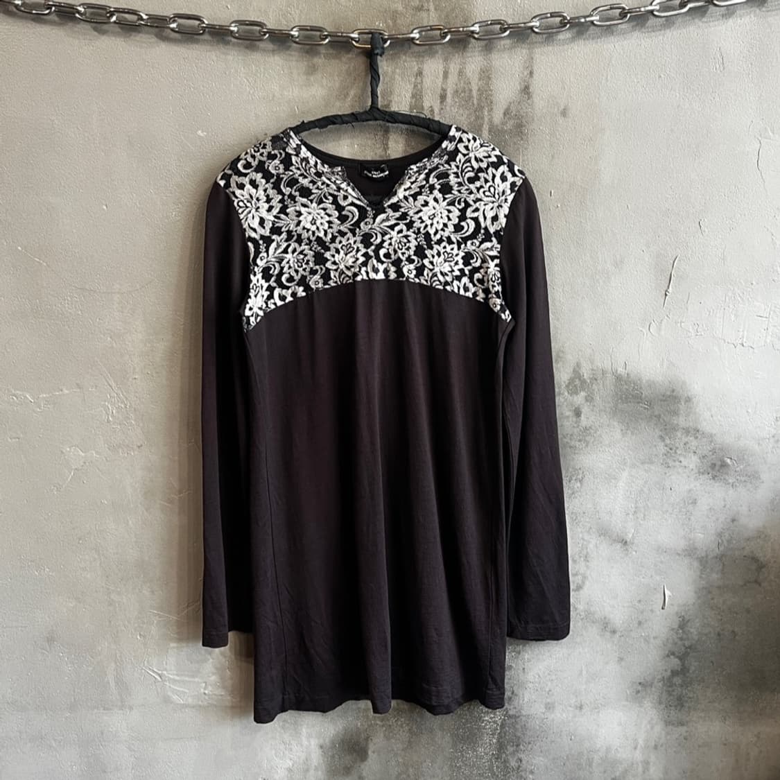 95aw 꼼데가르송 플로럴 레이스 롱슬리브 탑 상품이미지2