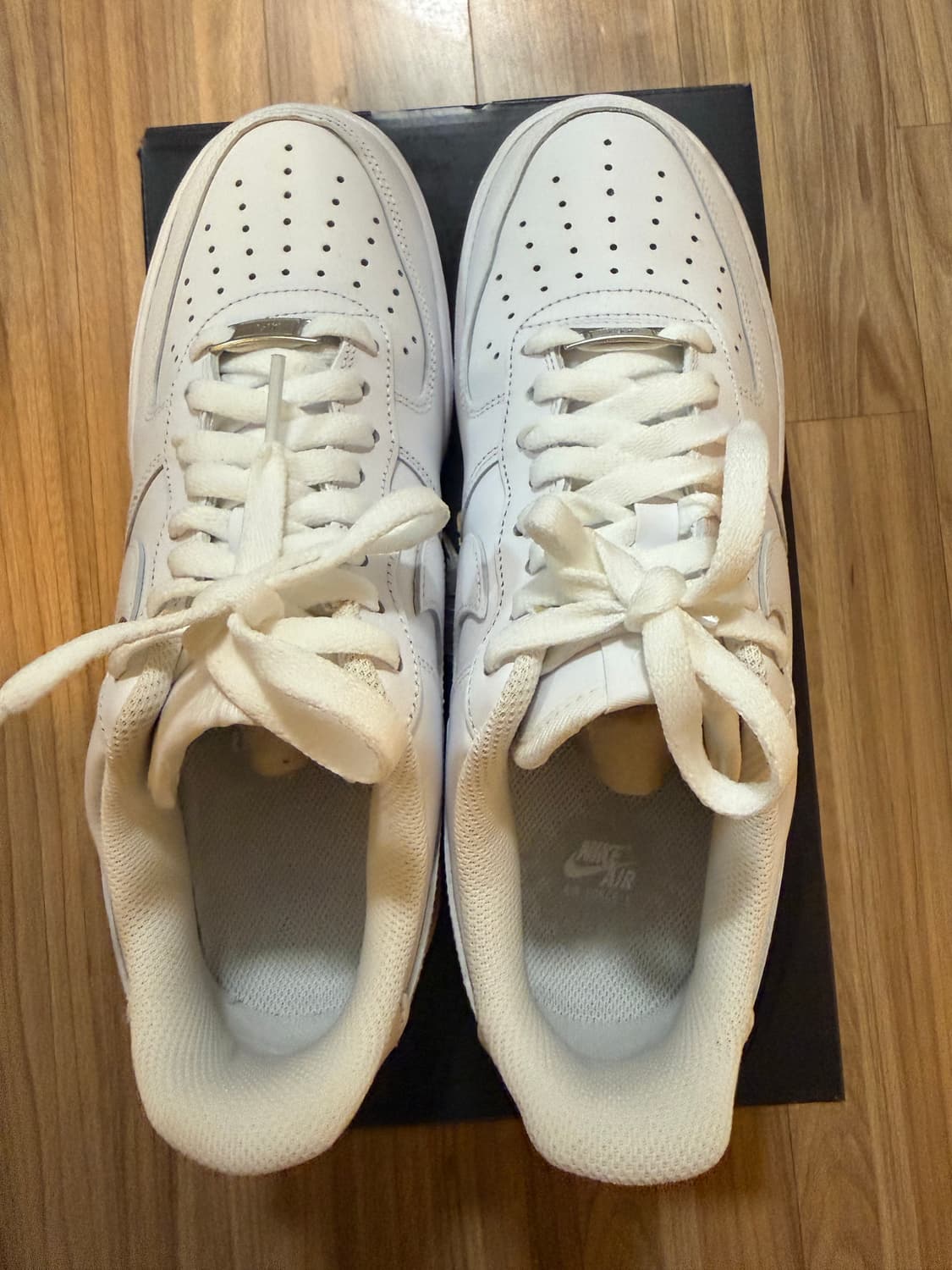 나이키 에어 포스 1 '07 화이트 255mm 새상품 상품이미지2