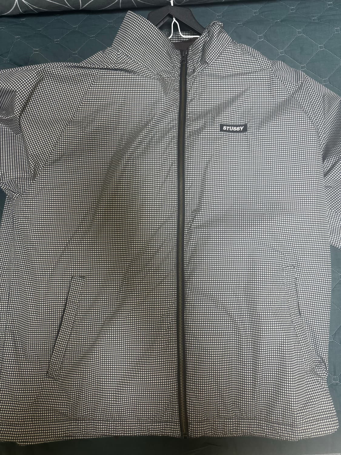 스투시 자켓 판매합니다! 상품이미지1