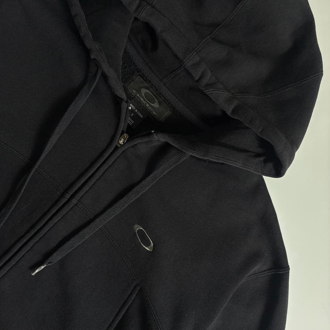 Oakely  오클리 자수 코튼 릴렉스 블랙 후드집업  상품이미지3