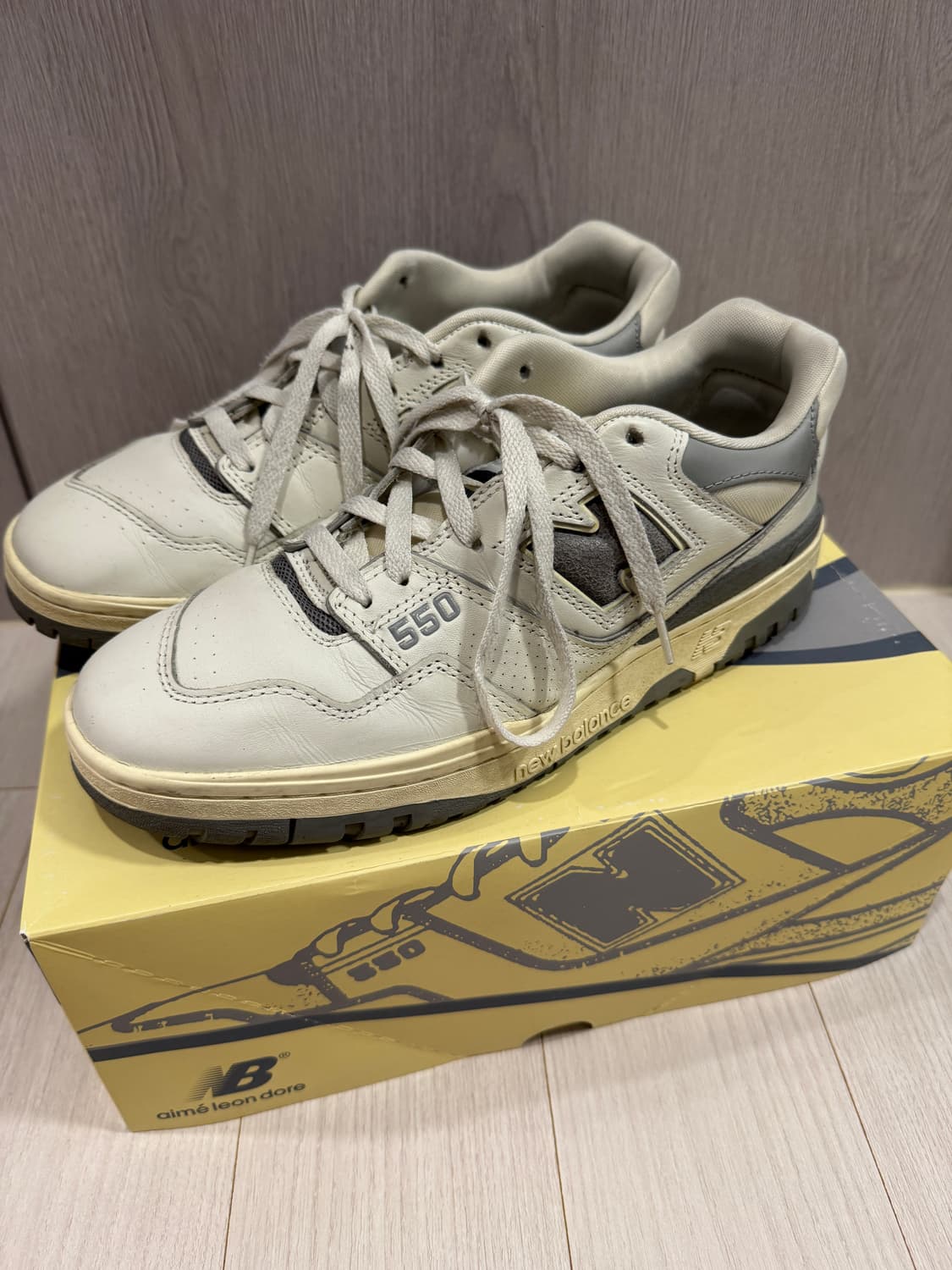 에메레온도르 뉴발란스 550 실버믹스 275 상품이미지1