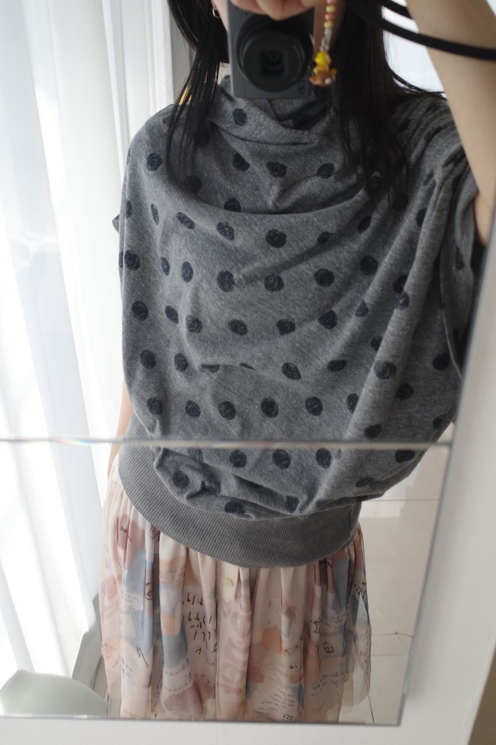Dot transformed hoodie 상품이미지2