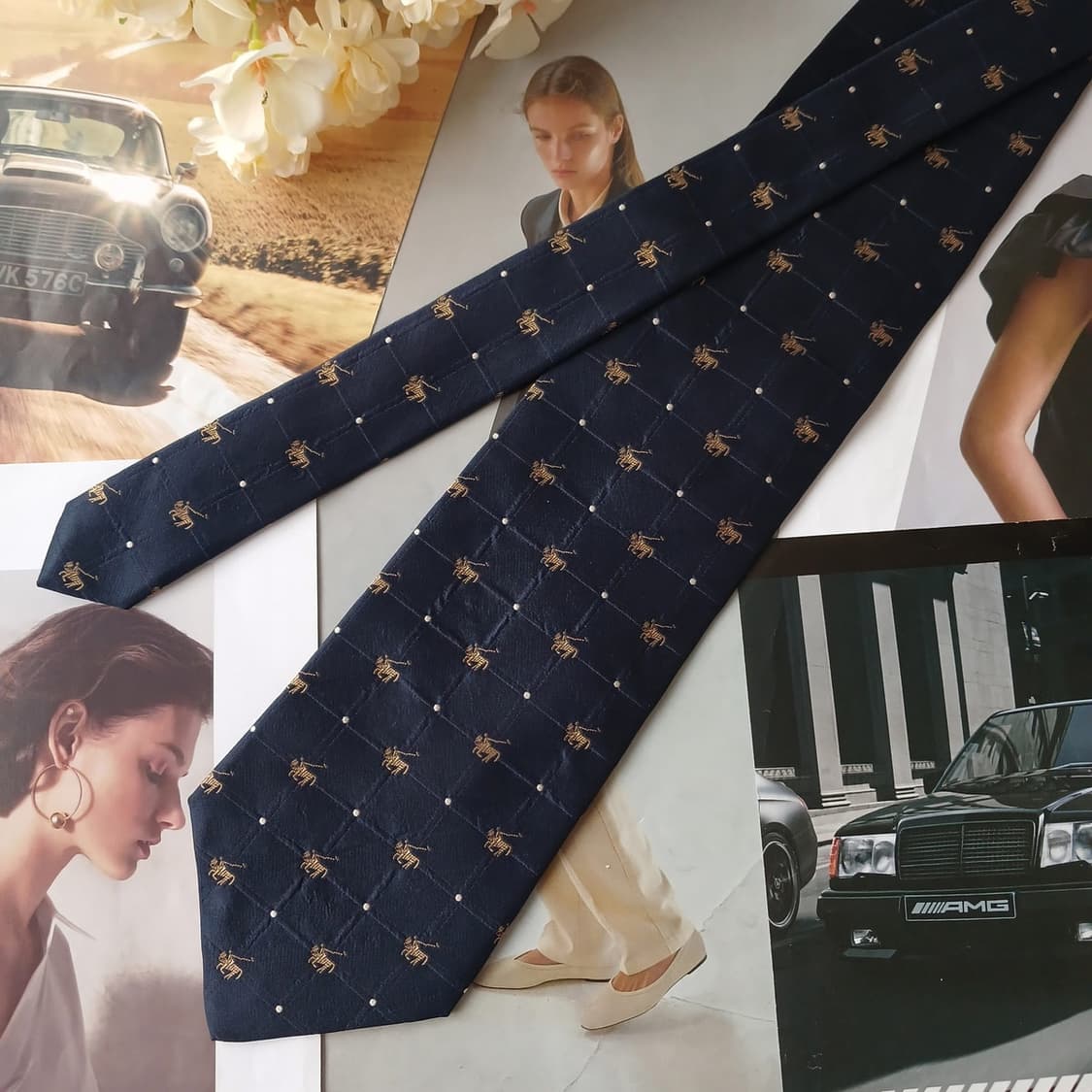 아쿠아스큐텀 실크 네이비 자수 패턴 넥타이 10cm A+등급 A19348 상품이미지4