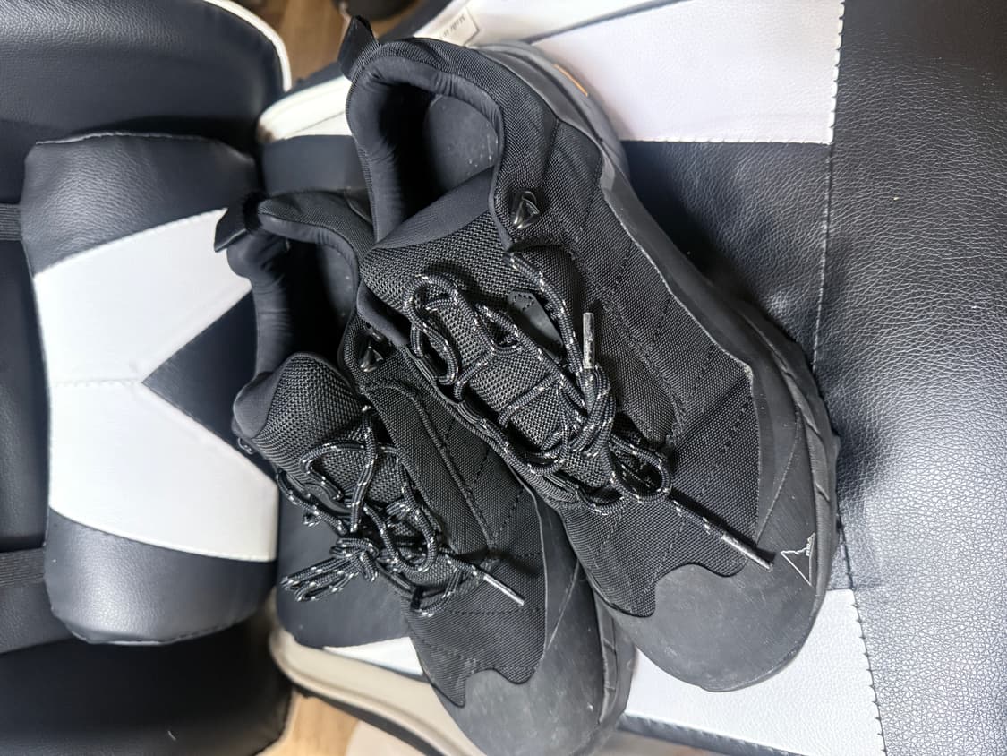 로아 카타리나 하이킹 블랙 스니커즈 eu 43 사이즈 상품이미지3