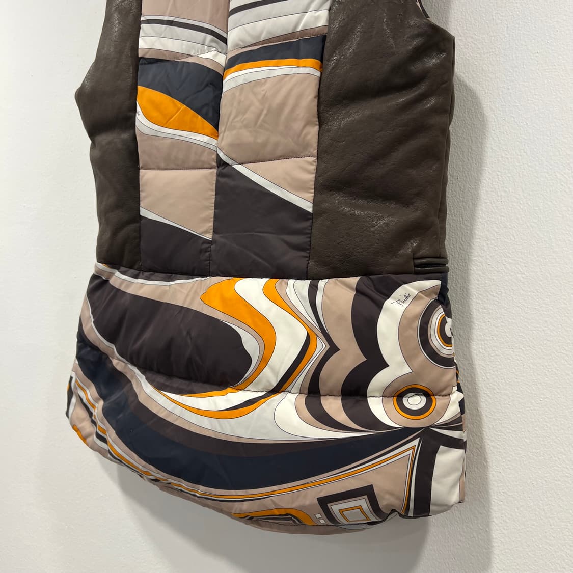 EMILIO PUCCI 에밀리오 푸치 패딩 베스트 상품이미지7