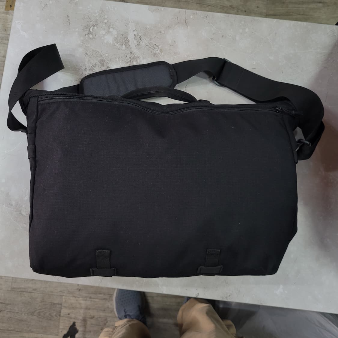 carhartt 칼하트 블랙 메신저백 가방 상품이미지2