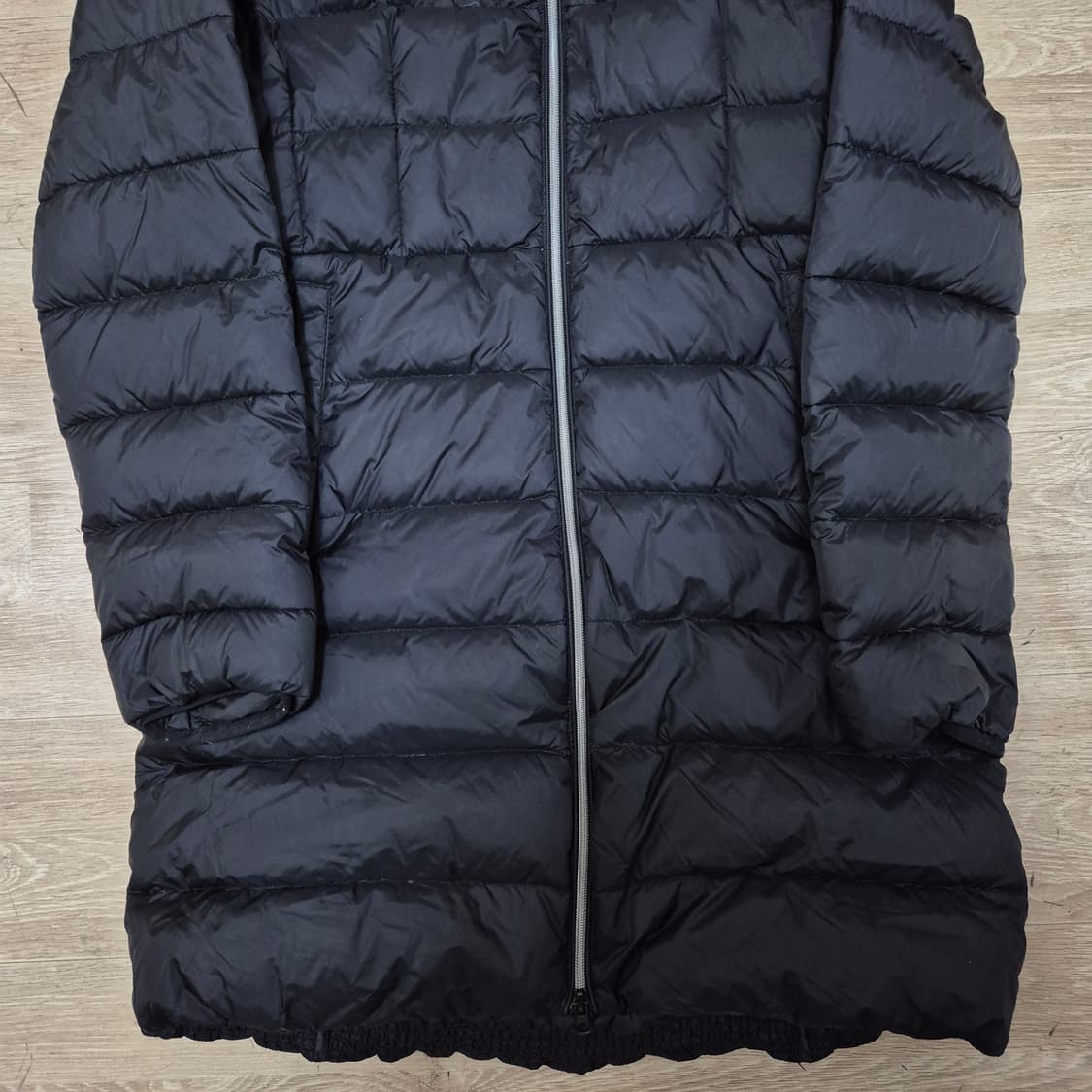 마모트 여성 프리미엄 후드 구스다운 경량 롱패딩 점퍼 L(100) 상품이미지3