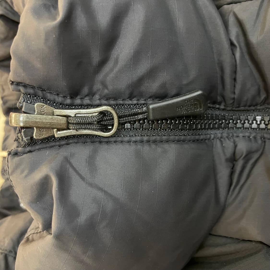 노스페이스 700 눕시 다운 패딩 조끼 L 상품이미지6