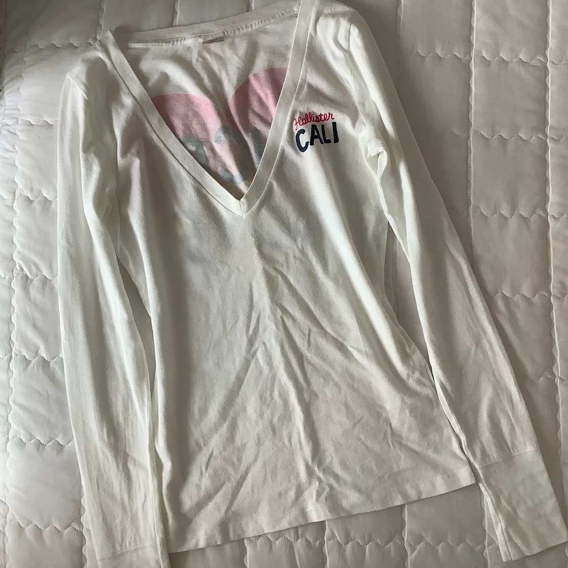 홀리스터 슬림핏 브이넥 롱슬리브 긴팔티 상품이미지2