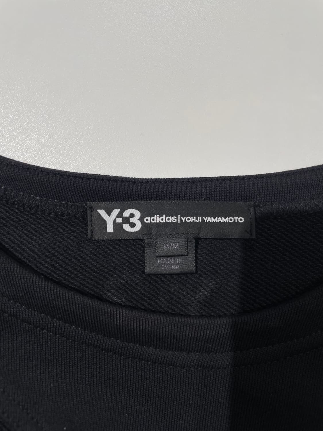 와이 쓰리 블랙 컷 아웃 크루넥 스웻 셔츠 상품이미지7