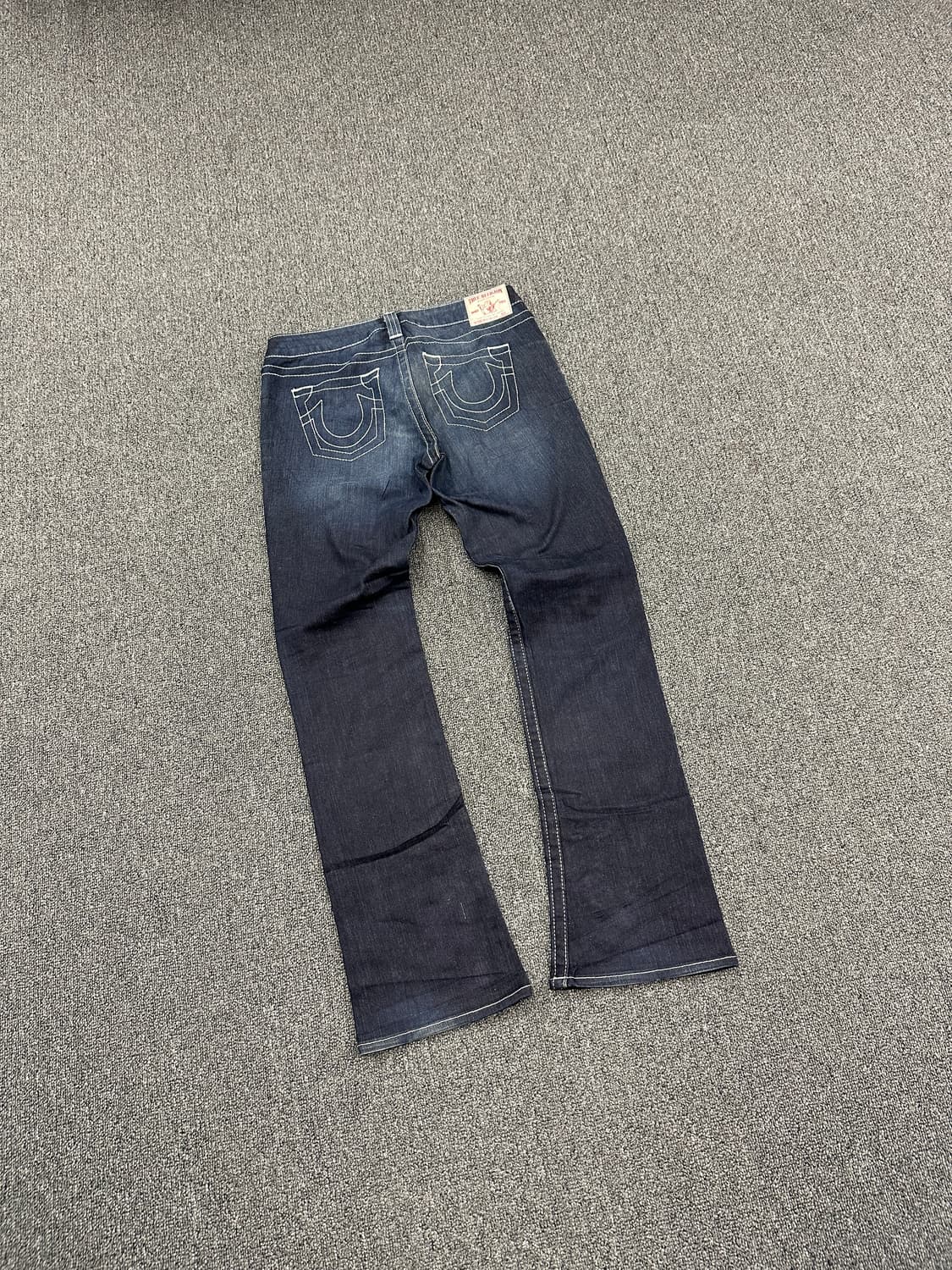 28) 트루 릴리젼 여성 부츠컷 데님팬츠 상품이미지1