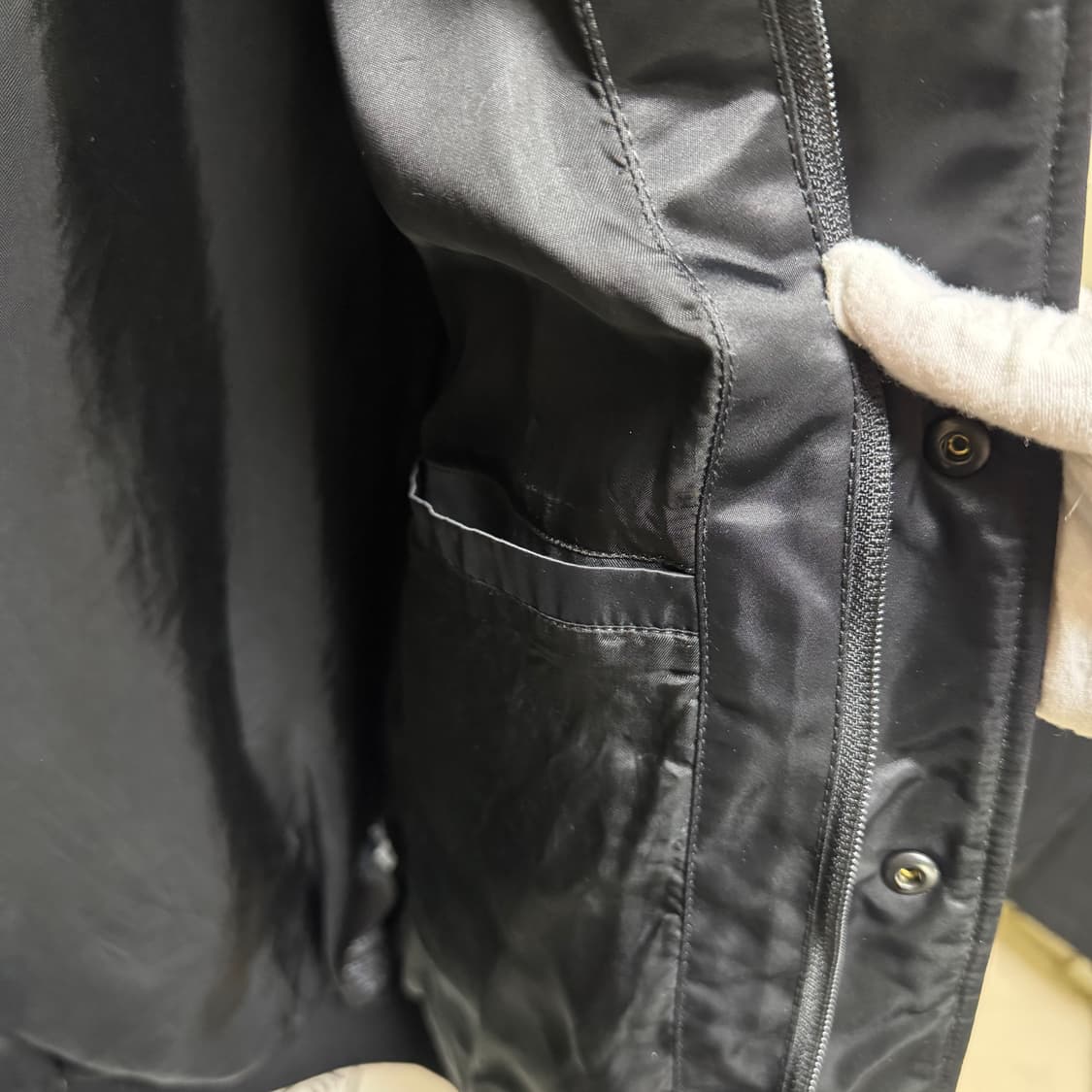 발렌시아가 멀티로고 퀼팅 봄버 자켓 상품이미지7