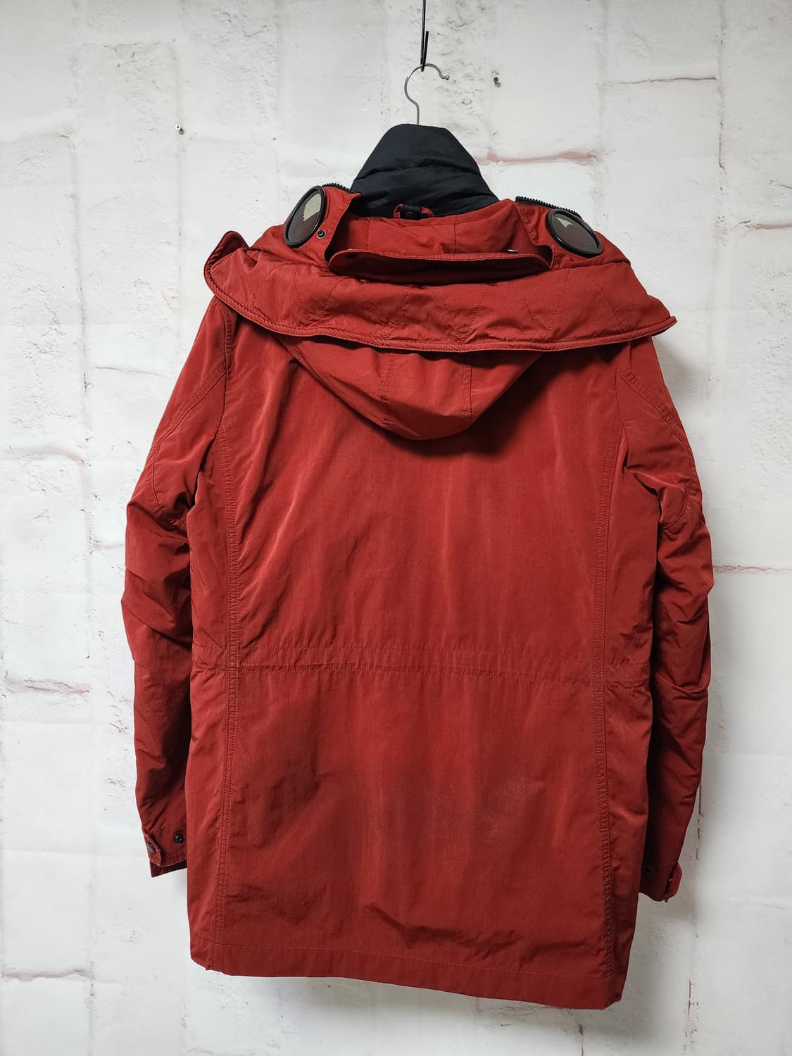 CP컴퍼니 고글 후드 패딩자켓 상품이미지3