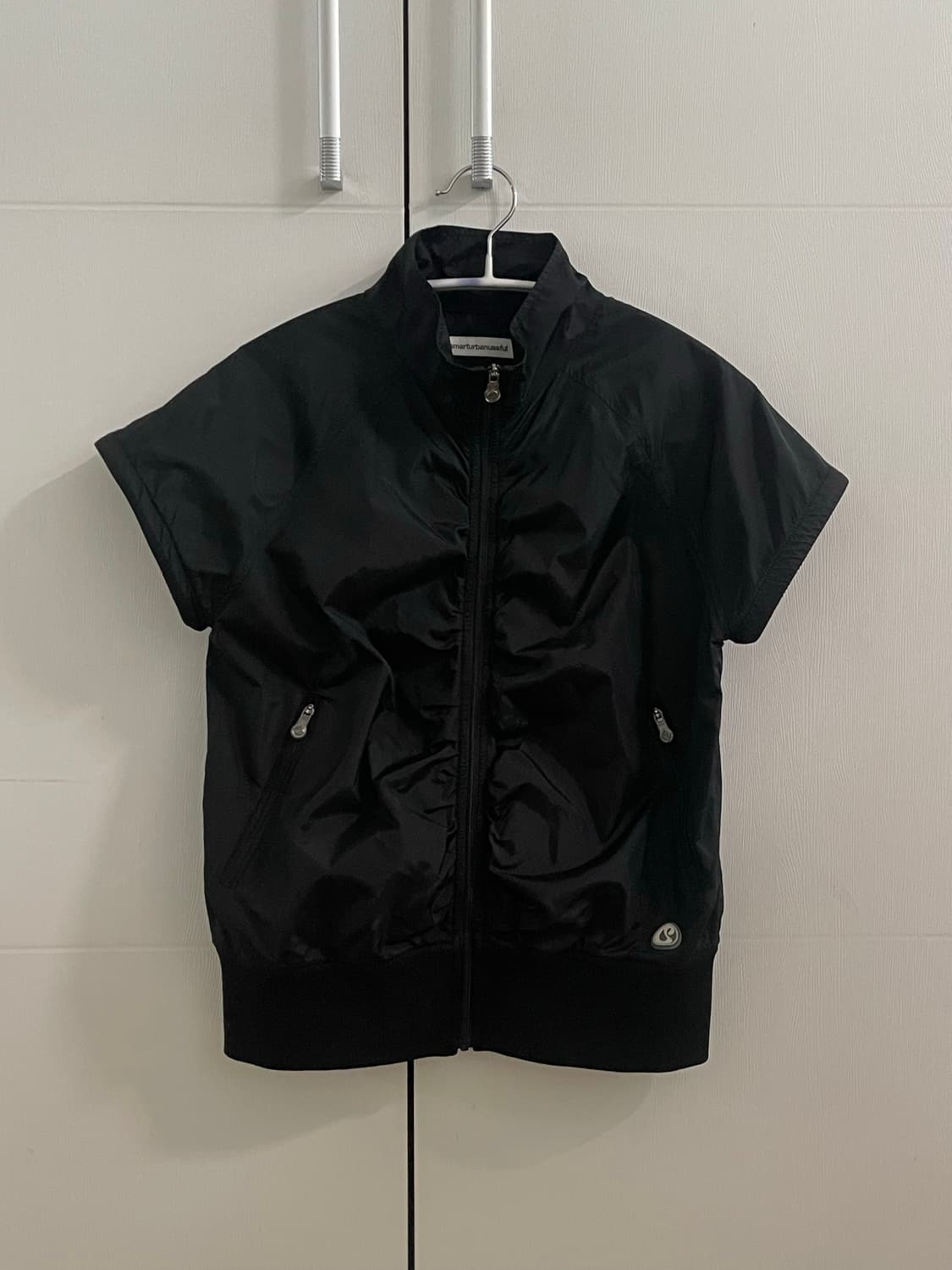 스마트어반유즈풀 윈드브레이커 반팔 집업(블랙) 상품이미지1