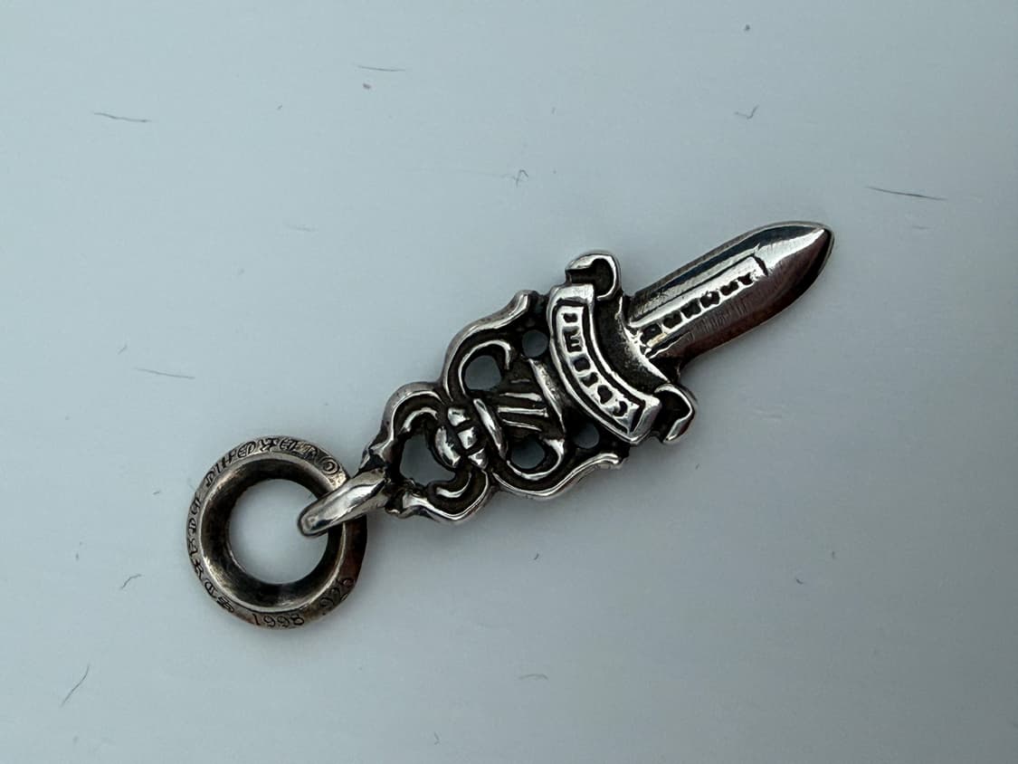 크롬하츠 5대거 팬던트 상품이미지1