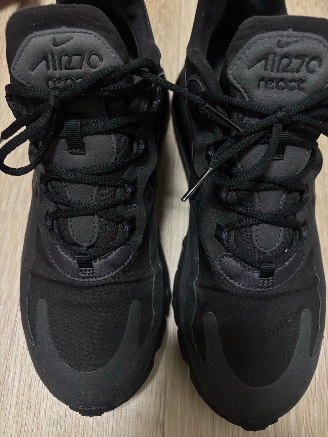 나이키 에어맥스 270 리액트 블랙 265mm 상품이미지2