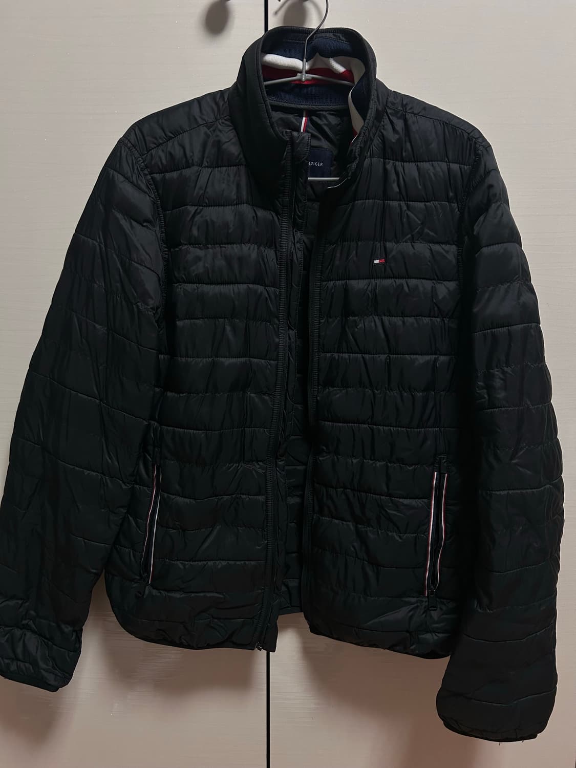 타미힐피거 블랙 경량 패딩 / 실측 110 상품이미지1