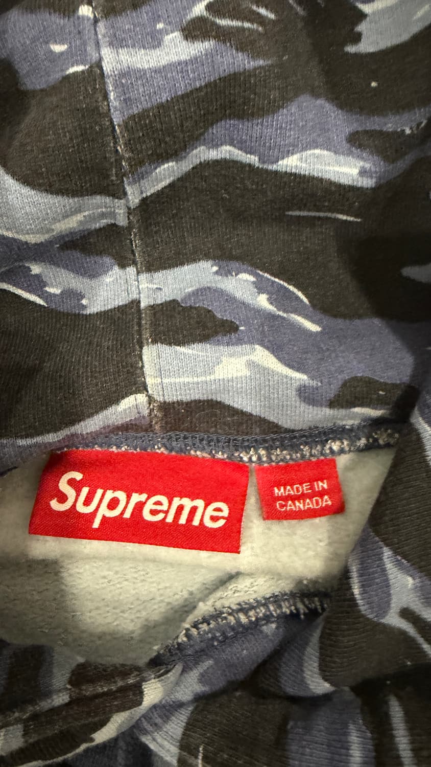 슈프림 스몰 박스 후드 스웨트 셔츠 블루 타이거 카모 후드티 상품이미지4