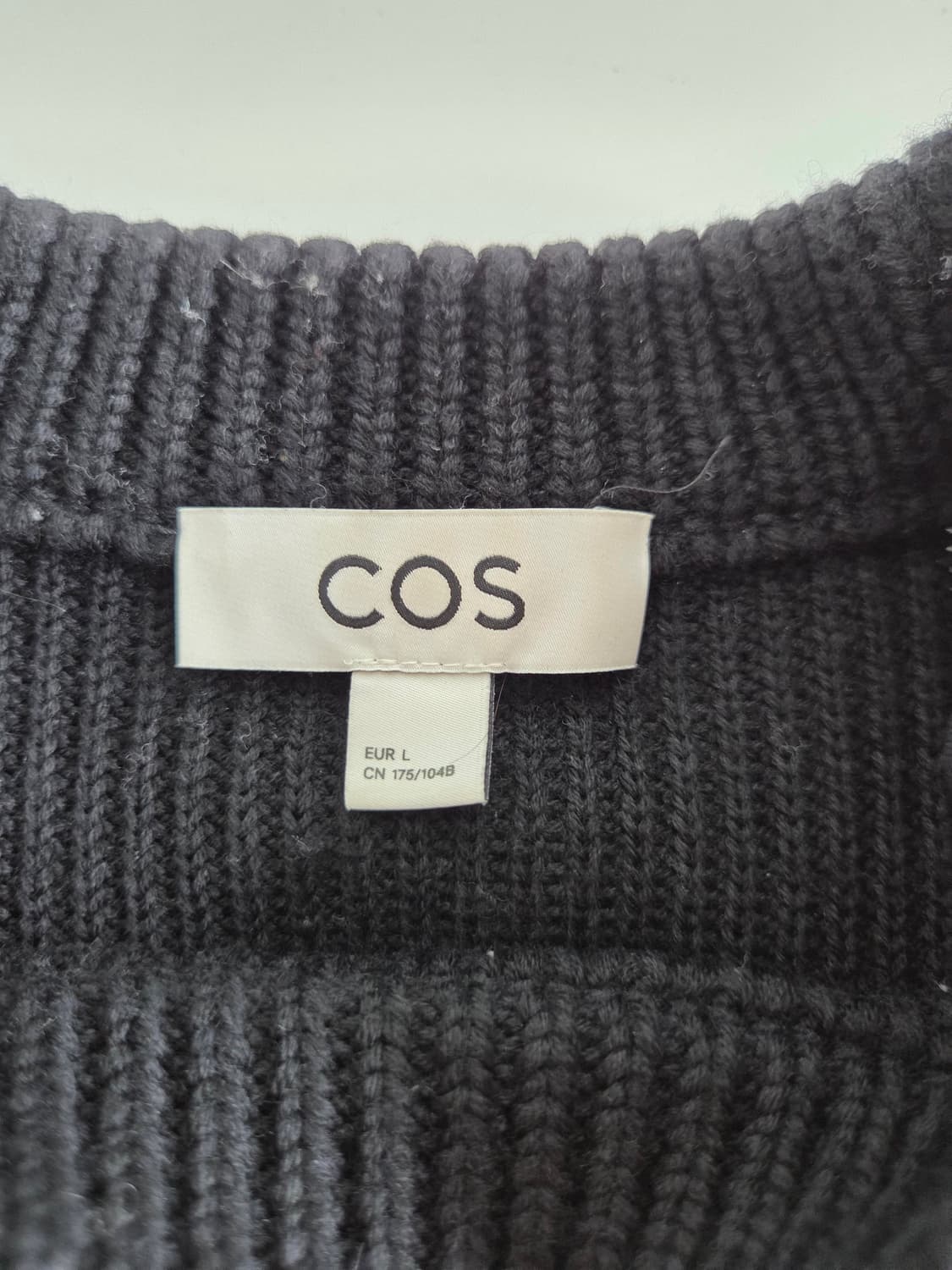 COS 스트라이프 니트 블랙 L 상품이미지4