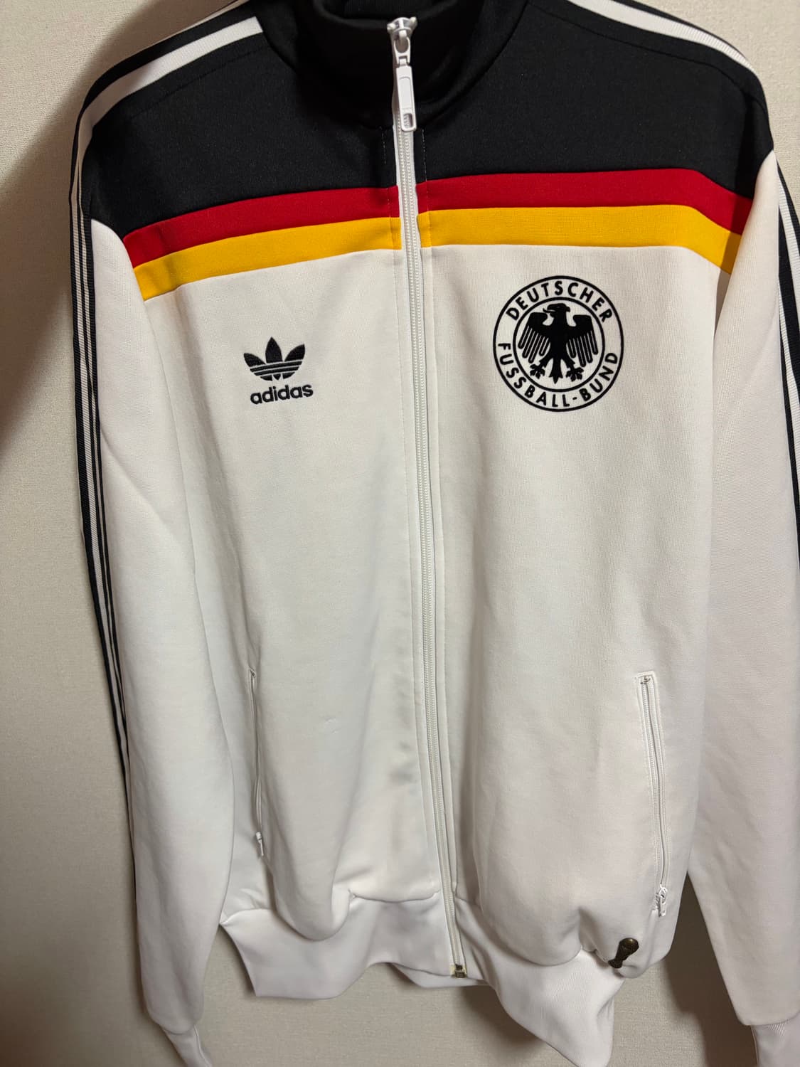 아디다스 독일 FIFA 트랙탑 상품이미지1