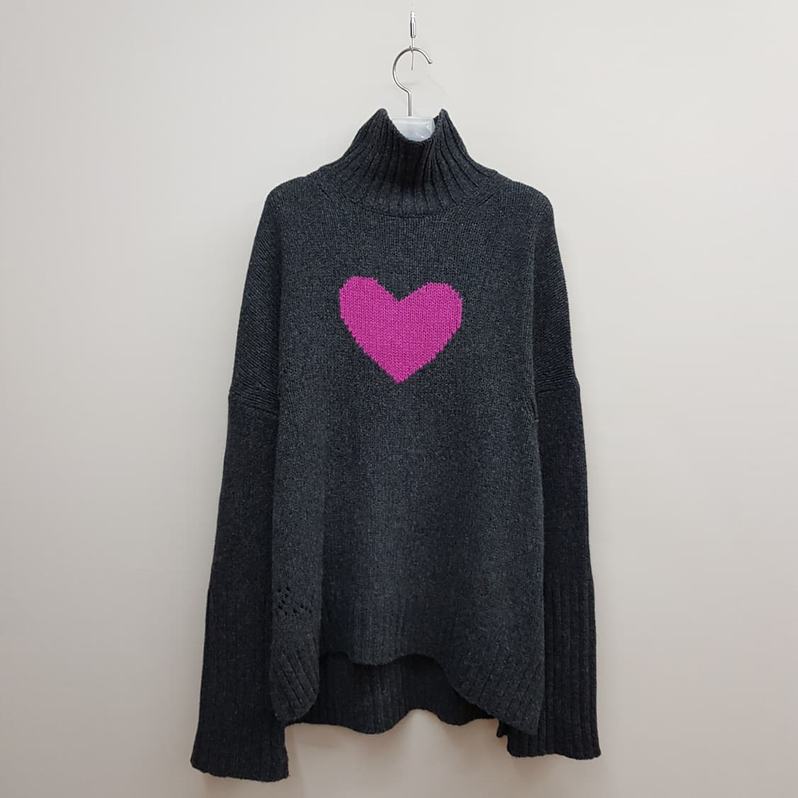 자딕앤볼테르 하트 패턴 터틀넥 니트 m사이즈 상품이미지2