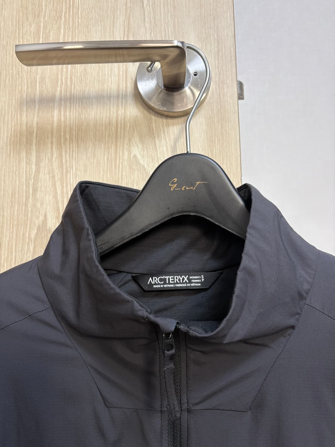 아크테릭스 아트렐 짚 넥 여성 ATREL ZIP NECK W 상품이미지3