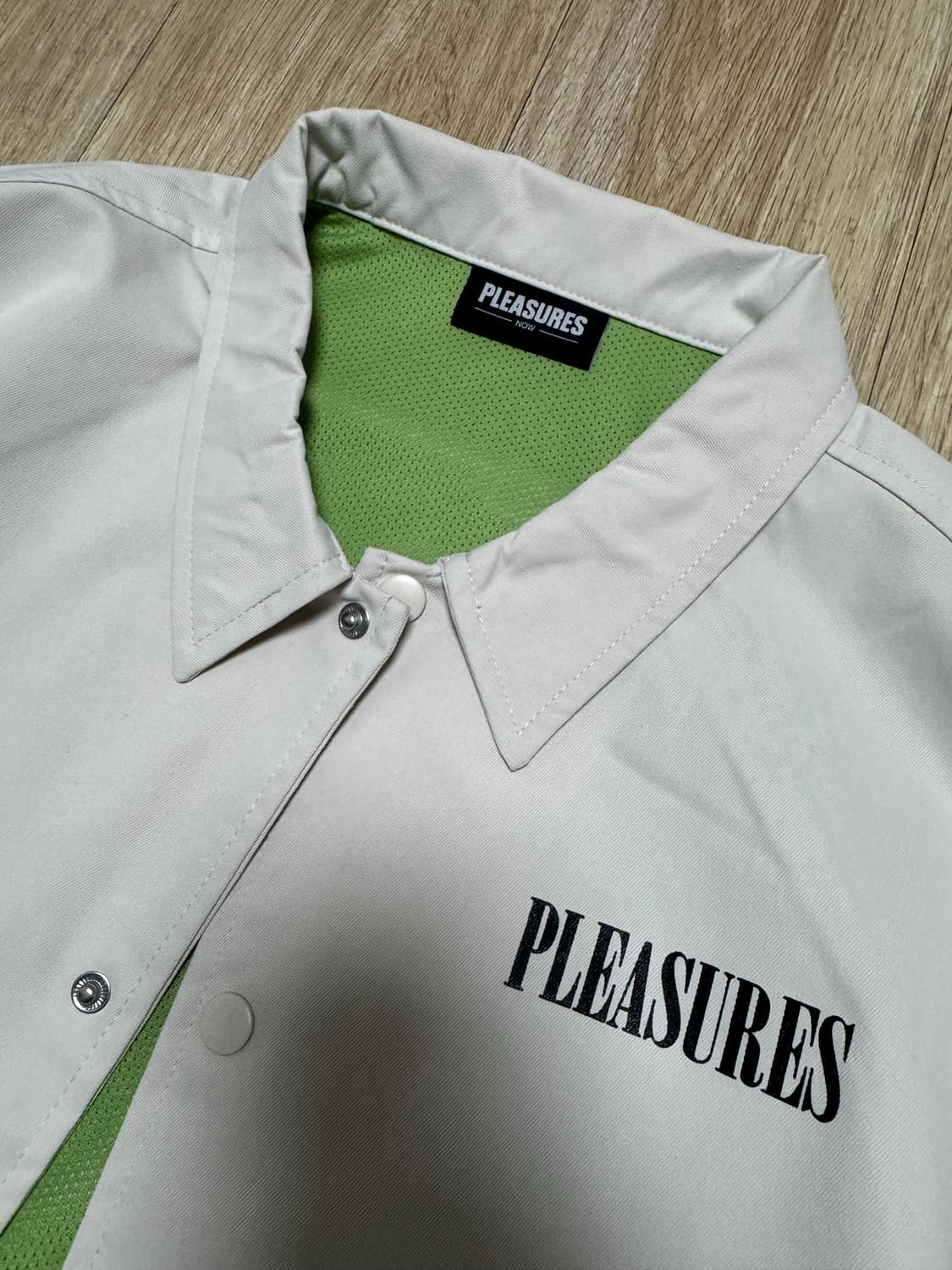 xl) PLEASURES 플레져스 코치 자켓 아이보리 상품이미지6