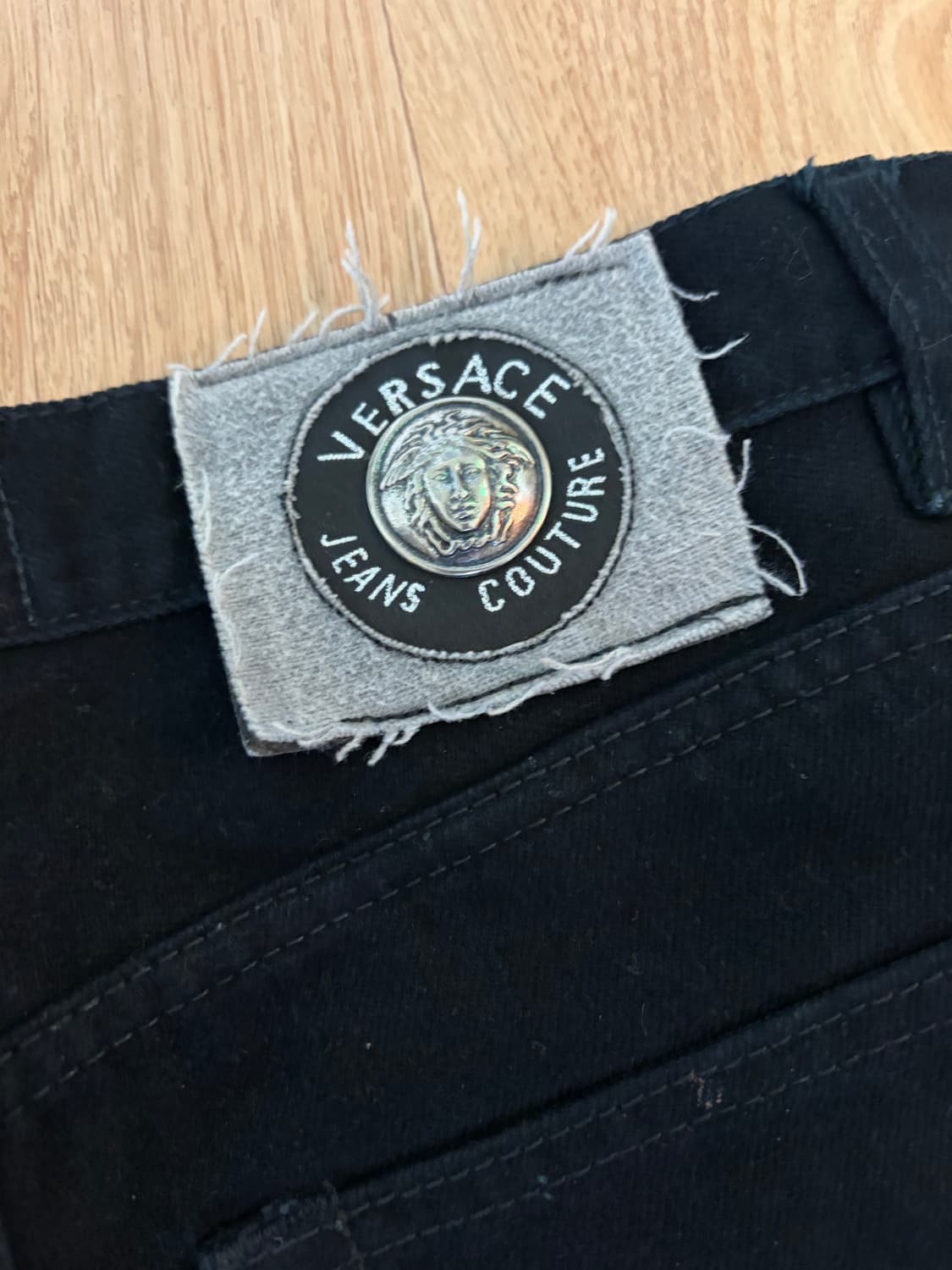베르사체 블랙데님 판매합니다. 29/32사이즈  상품이미지4