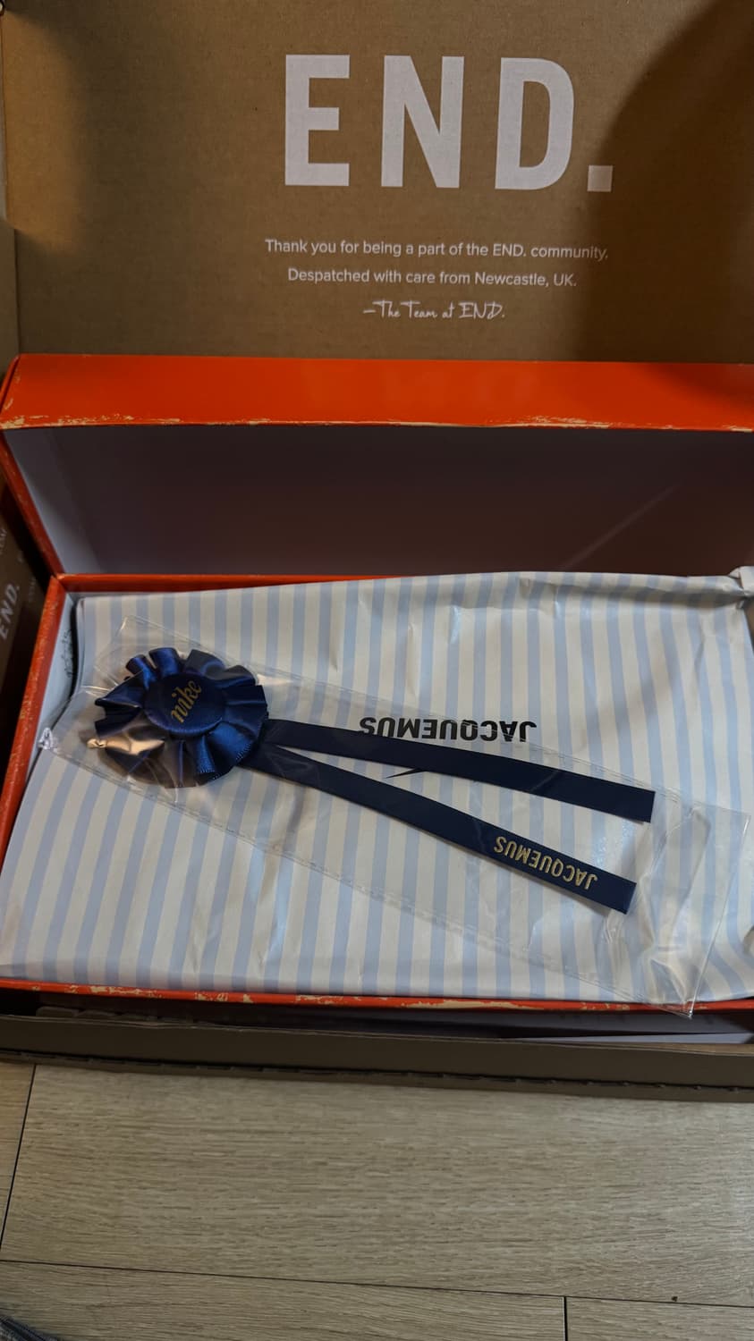 자크뮈스 나이키 문슈즈 255 상품이미지4