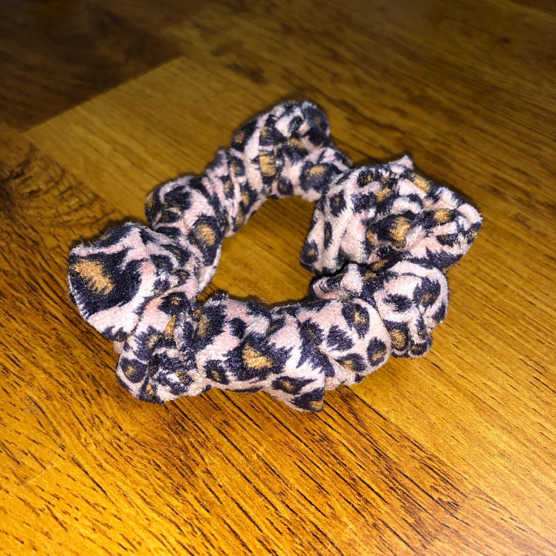 핑크 호피 스크런치 🔖  상품이미지2