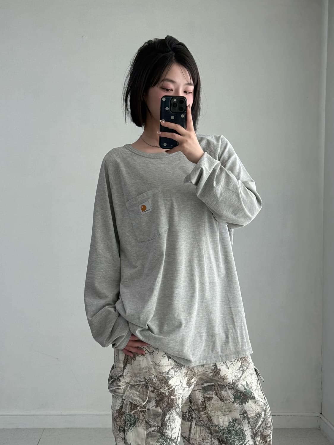 칼하트 그레이 롱슬리브 상품이미지3