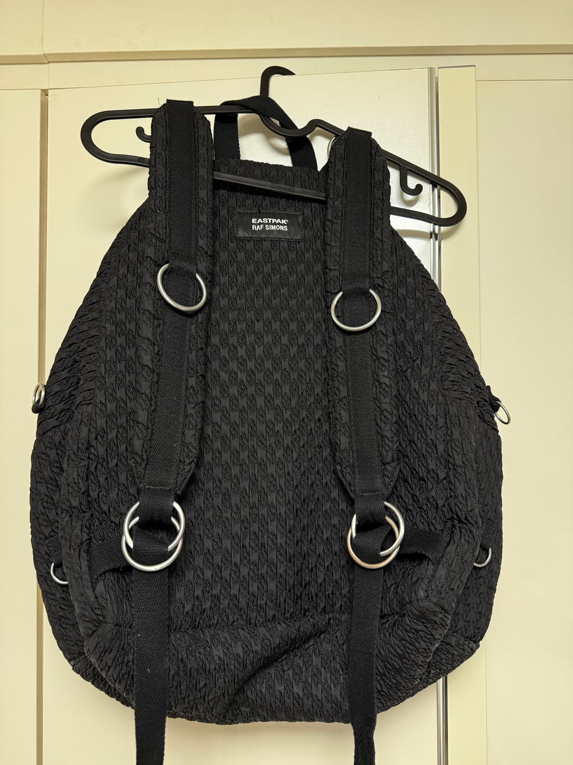 라프시몬스 이스트팩 패디드 루프링 백팩 상품이미지3