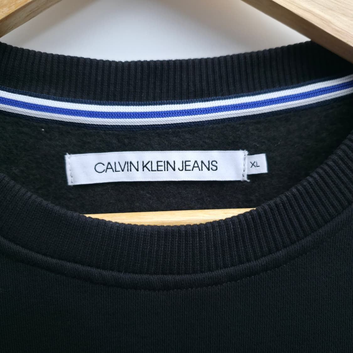 [XL] CK 캘빈클라인 블랙 로고 맨투맨 상품이미지4