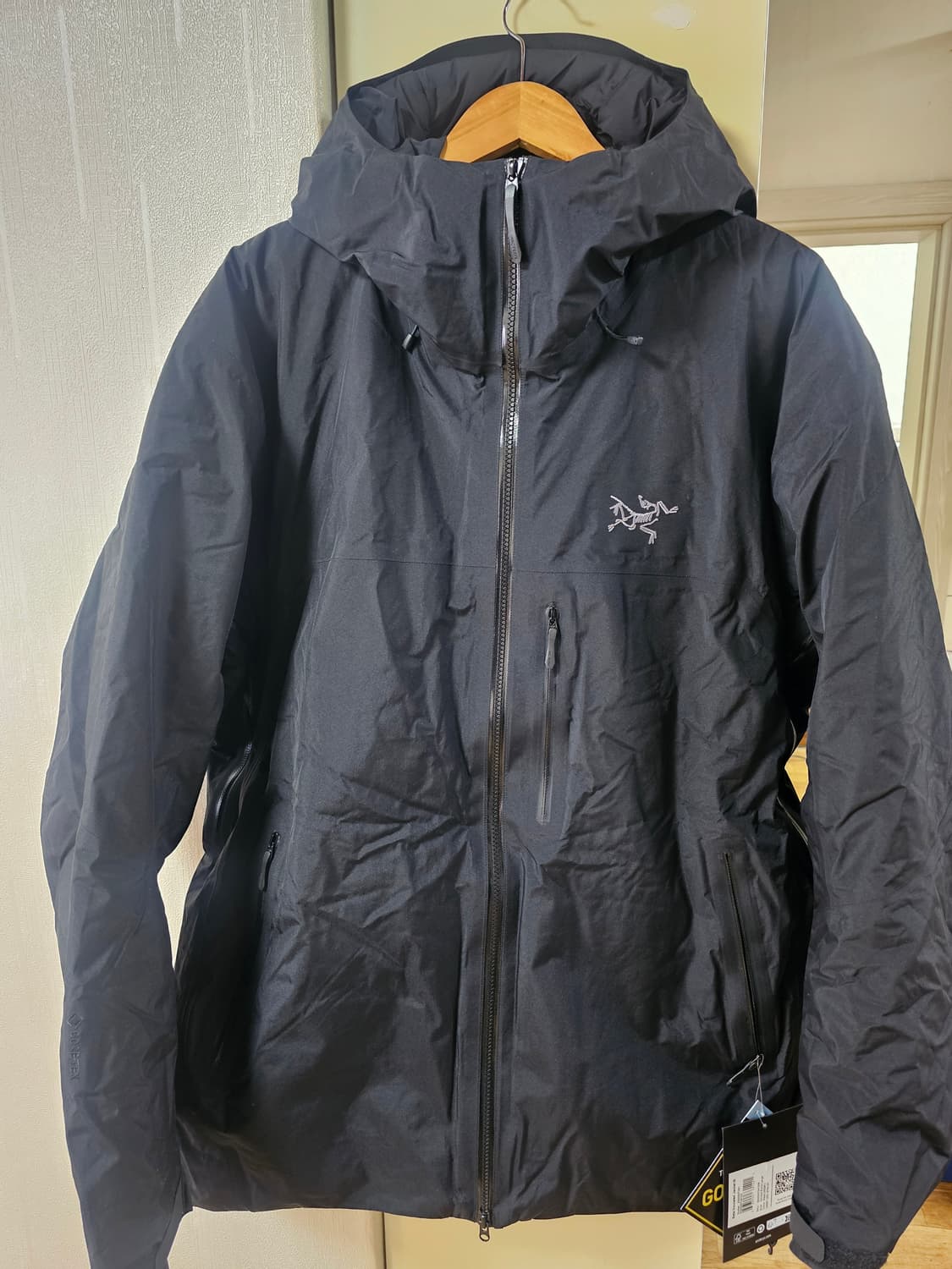 아크테릭스 베타 인슐레이티드 자켓 블랙 상품이미지1