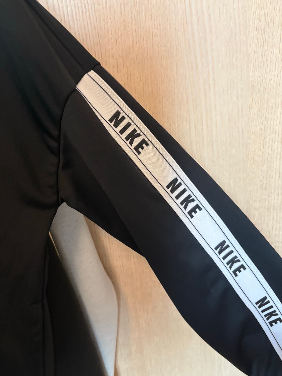 나이키져지 상품이미지2